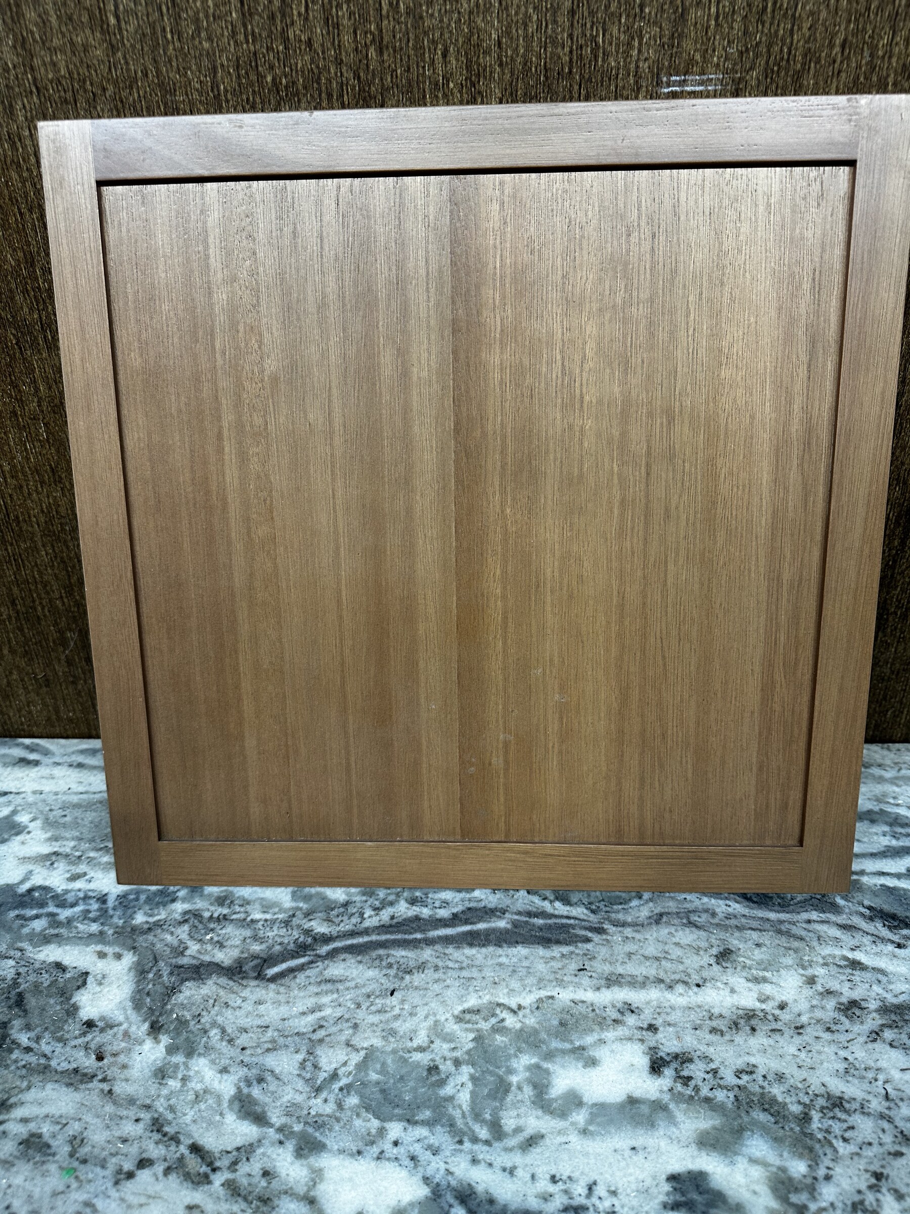 Petit Brown PR finish